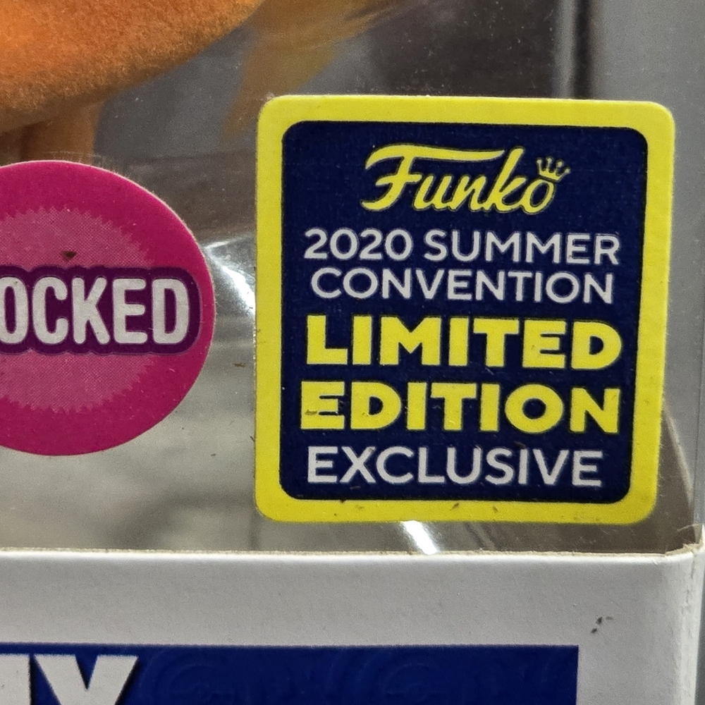 Funko Pop! Pokemon: Vulpix #580 Flocked - 2020 Summer Convention Exclusive - Picture 8 of 8